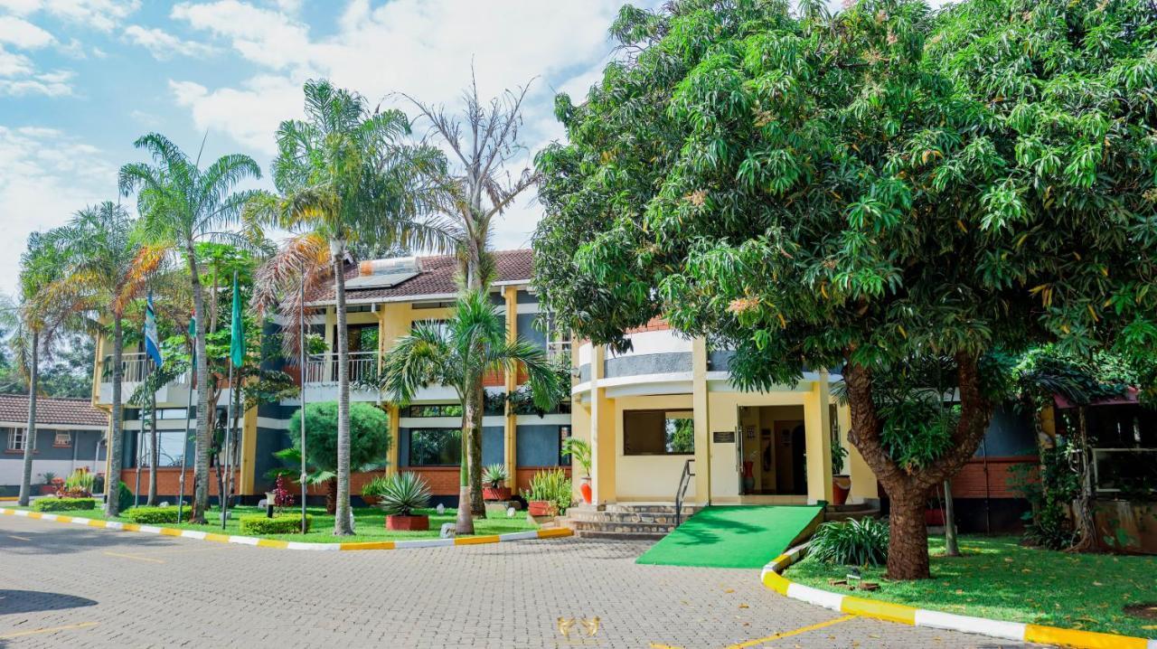 Millsview Hotels In คิซูมู ภายนอก รูปภาพ