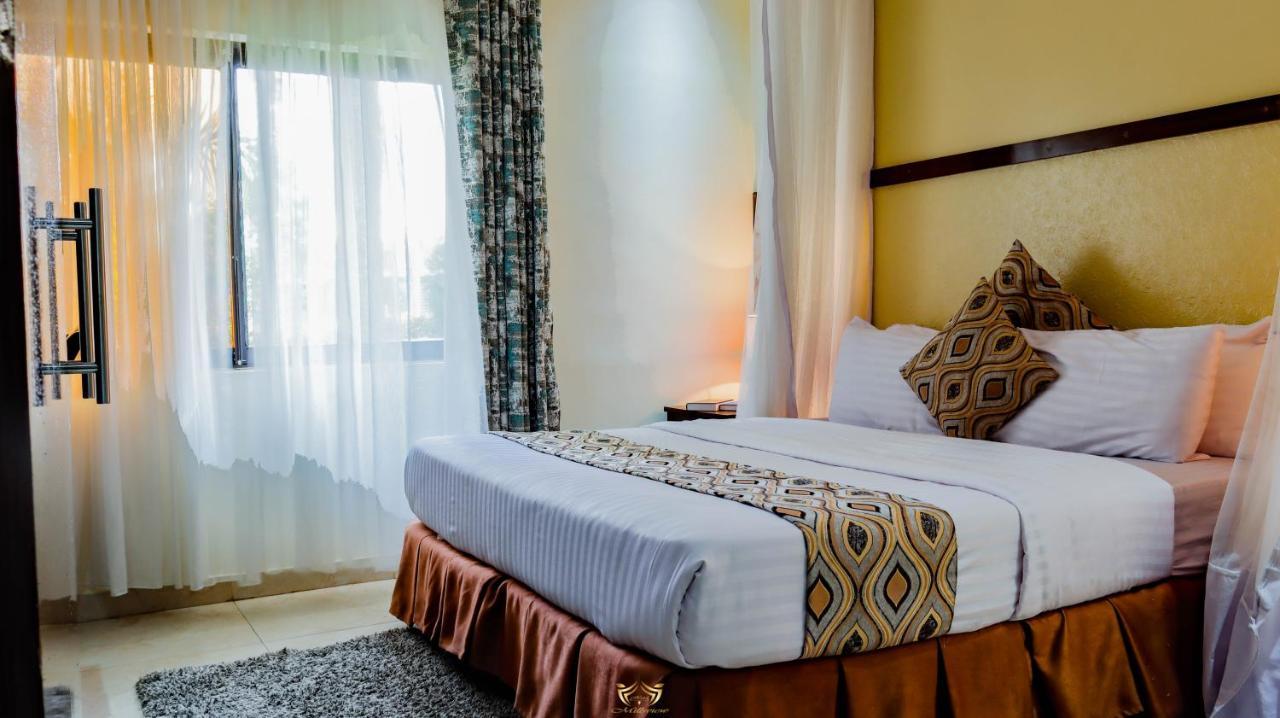 Millsview Hotels In คิซูมู ภายนอก รูปภาพ