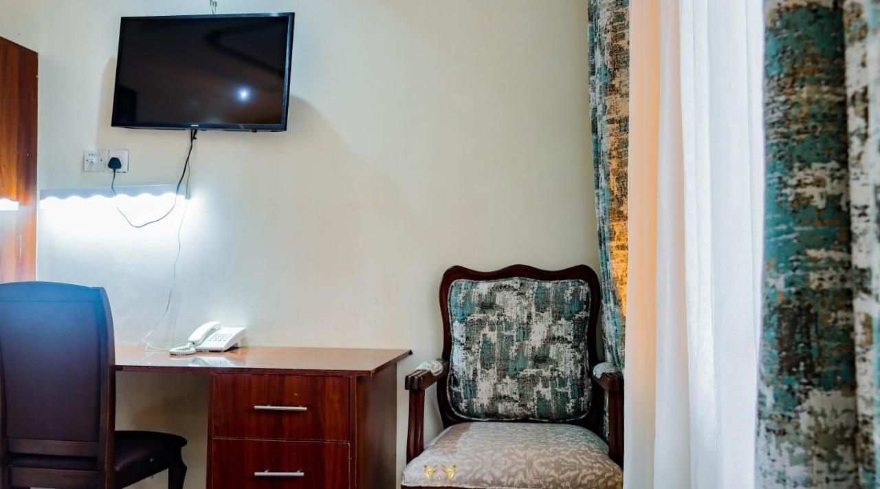 Millsview Hotels In คิซูมู ภายนอก รูปภาพ