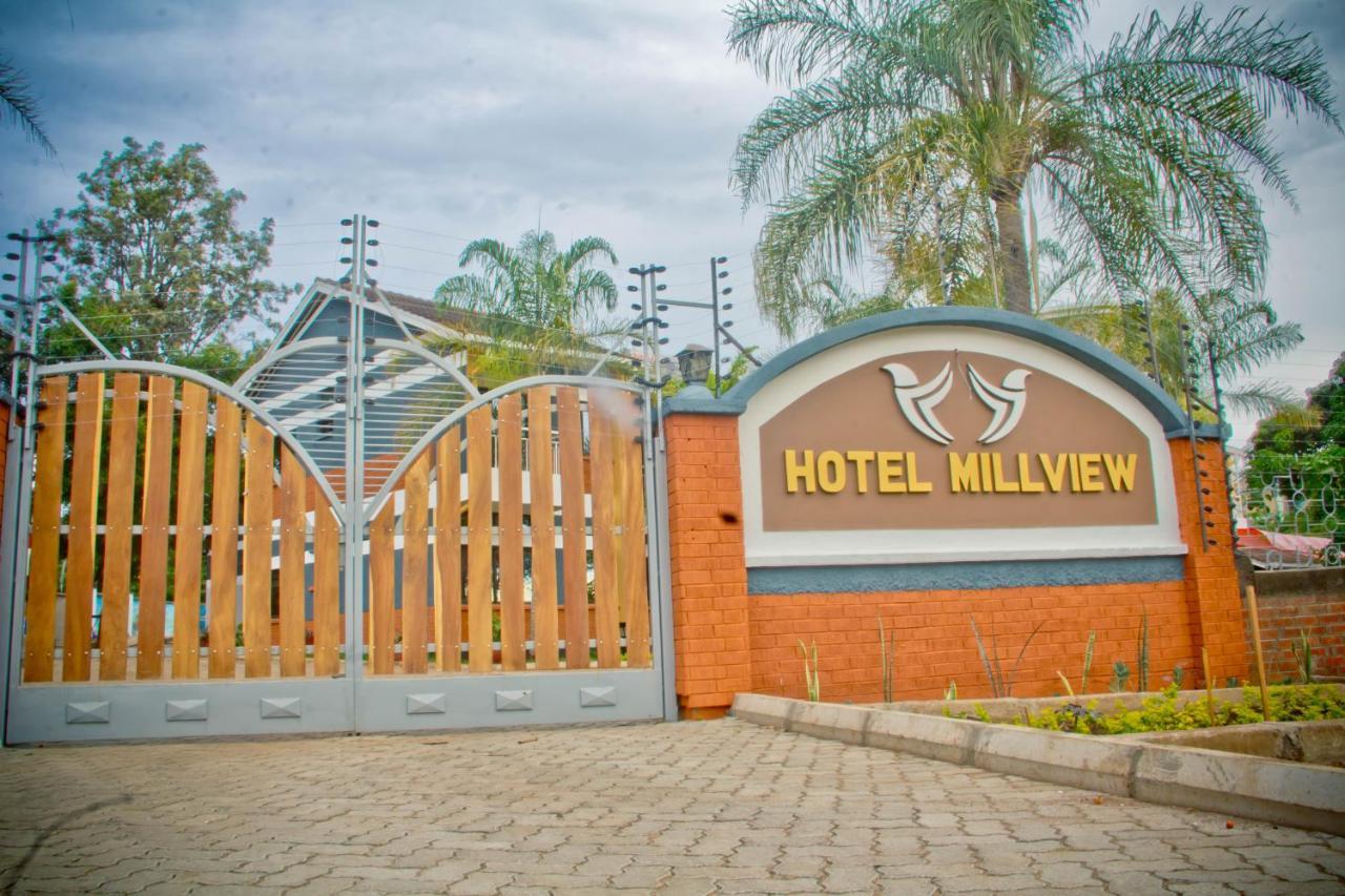 Millsview Hotels In คิซูมู ภายนอก รูปภาพ